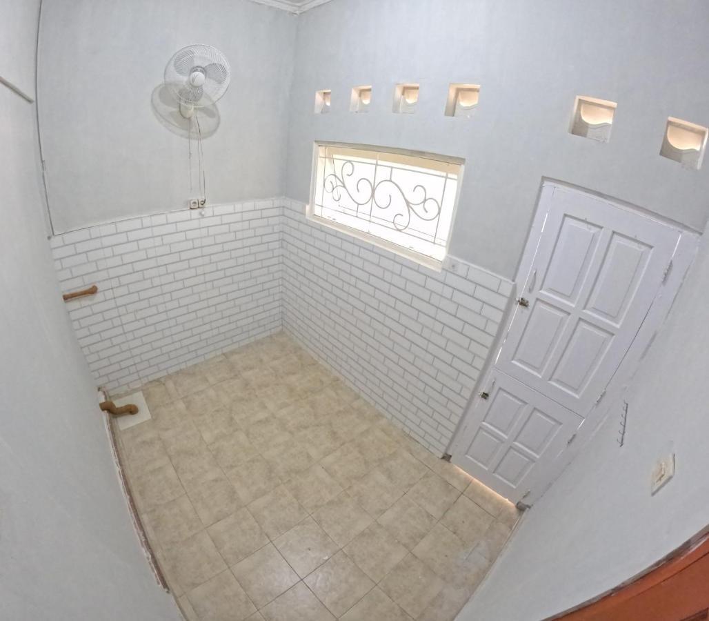 Nitikan Stay Homestay Jogja Джок'якарта Екстер'єр фото